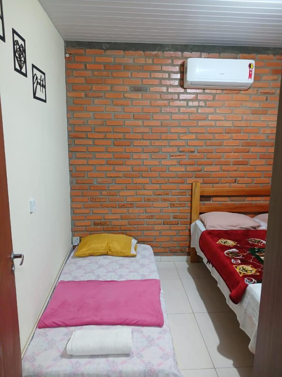 Casa Em Florianopolis, Rio Vermelho De 2 Quartos Bem Localizada *